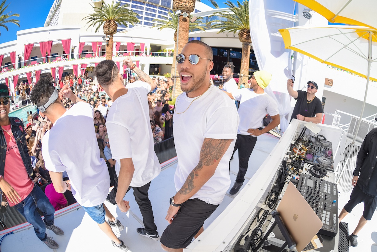 TroyBoi at Drai's Beachclub