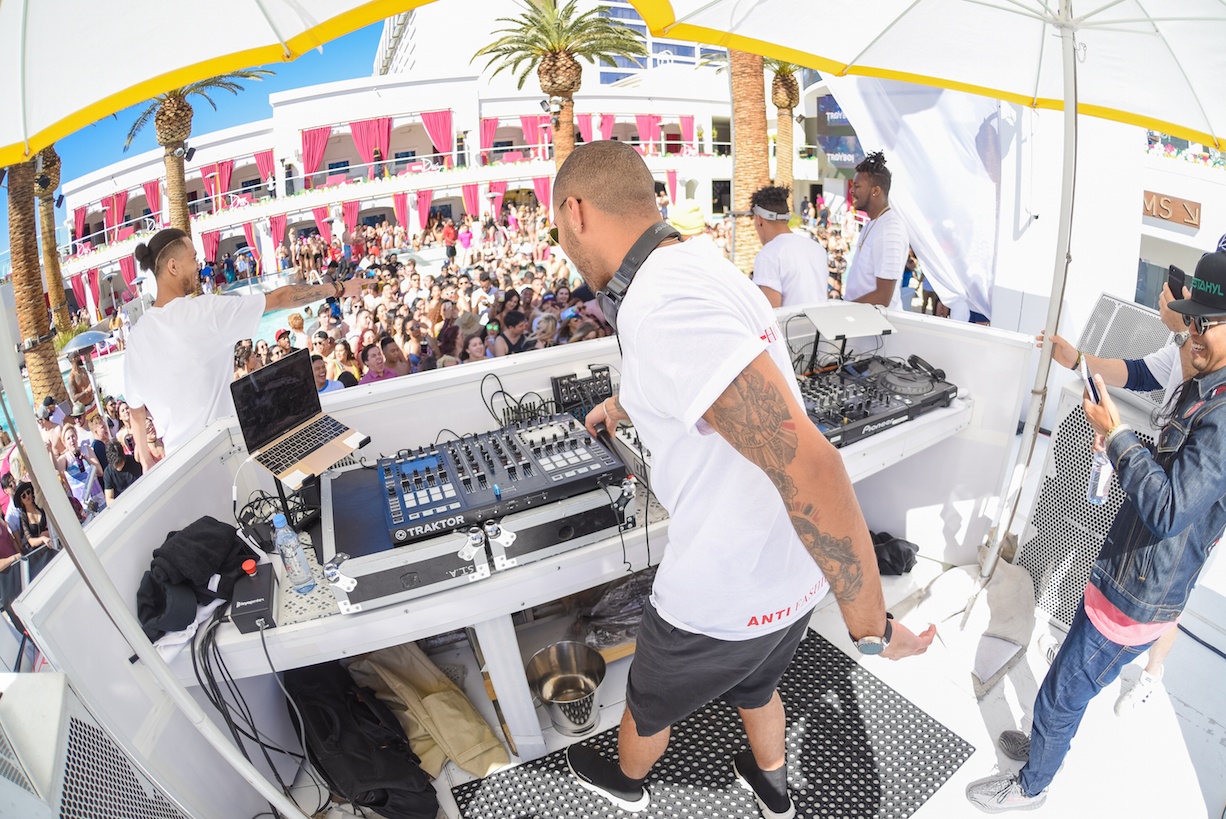 TroyBoi at Drai's Beachclub